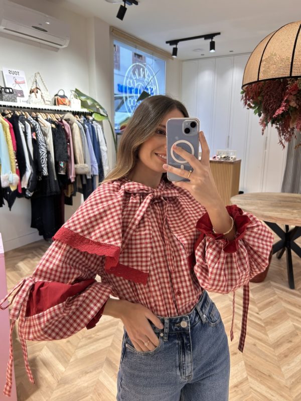 Camisa Cuello Babero Cuadros Vichy Blanco Y Rojo - Imagen 3
