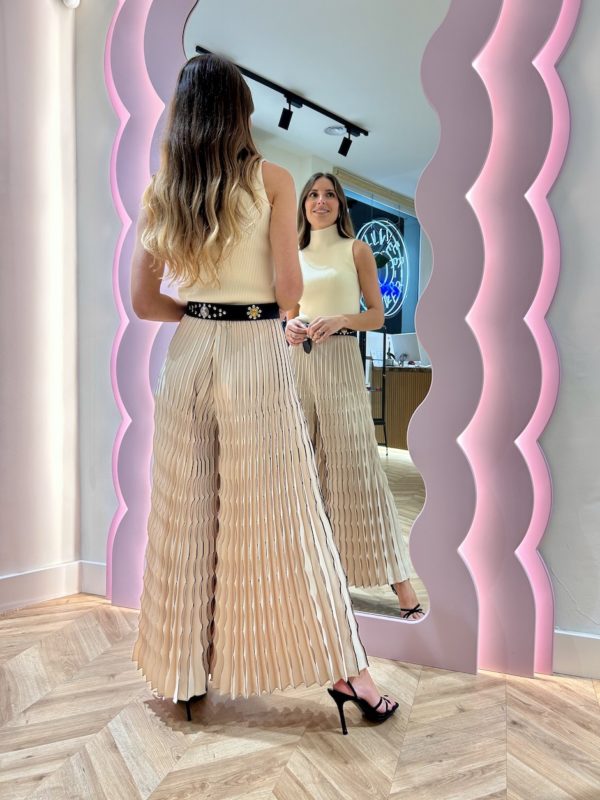 Pantalón Plisado Muescas Beige Y Negro - Imagen 5