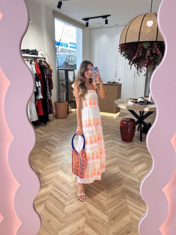 Vestido Piñas Bordadas Punto De Cruz - Imagen 4