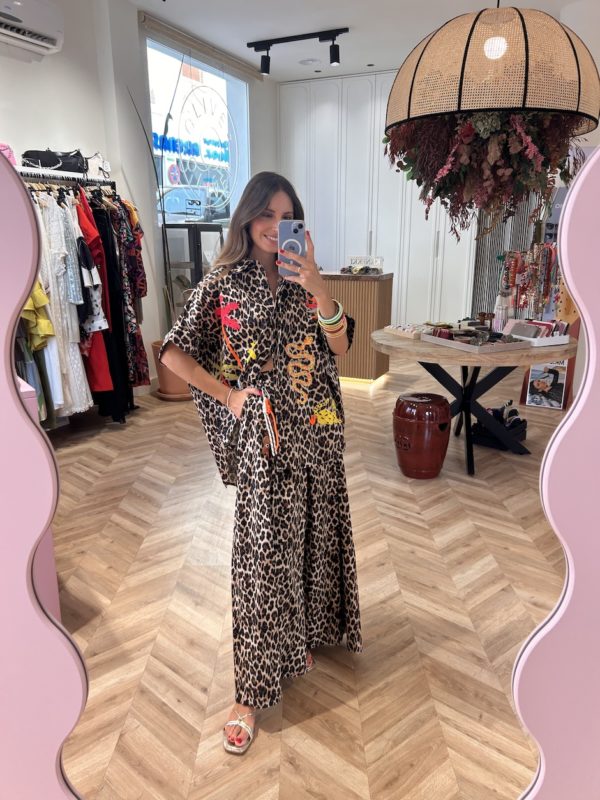Maxi Camisa Estampado Animal Bordados Flúor