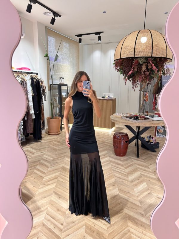 Vestido Largo Tul Cuello Halter Negro