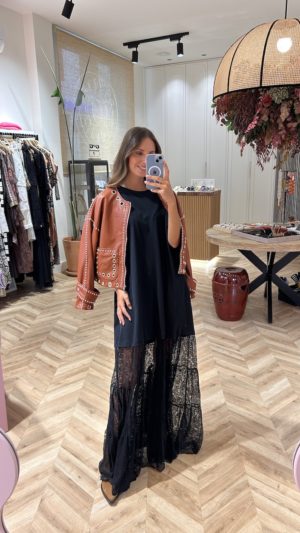 Cazadora Efecto Piel Tachas Caramelo