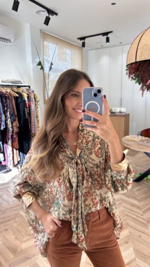 Blusa Lazada Estampado Floral Motas Doradas