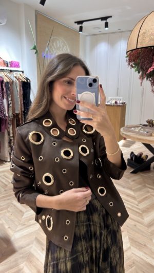 Chaqueta Efecto Ante Argollas Doradas Chocolate