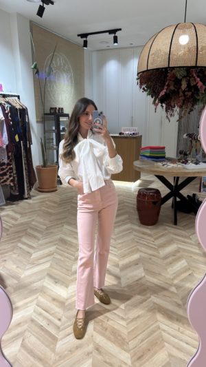 Jeans Flare Crop Bajo Desflecado