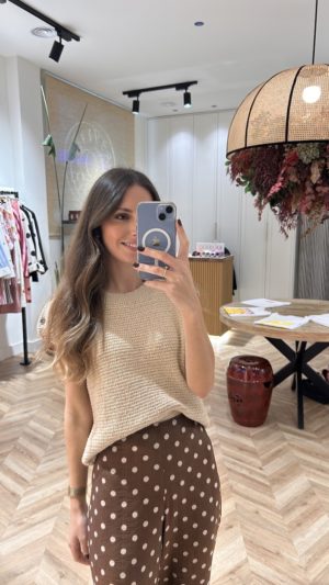 Top Punto Botones Hombro