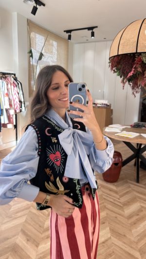 Chaleco Bordados Místicos