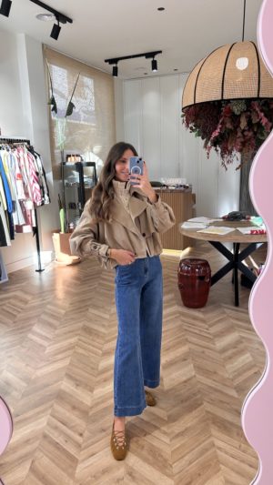 Jeans Wide Leg Bajo Costura