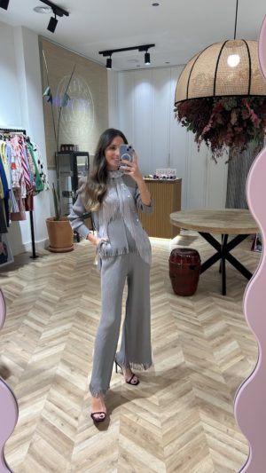 Conjunto Top Y Pantalón Plisado Flecos Gris