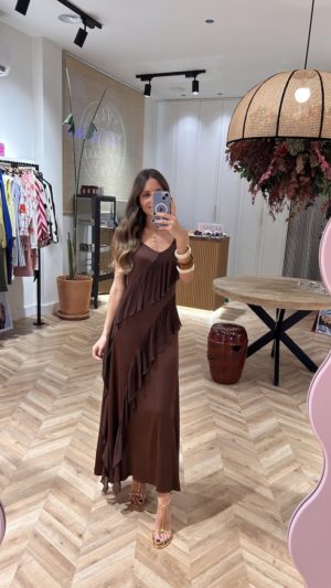 Vestido Largo Lencero Volantes Asimétricos